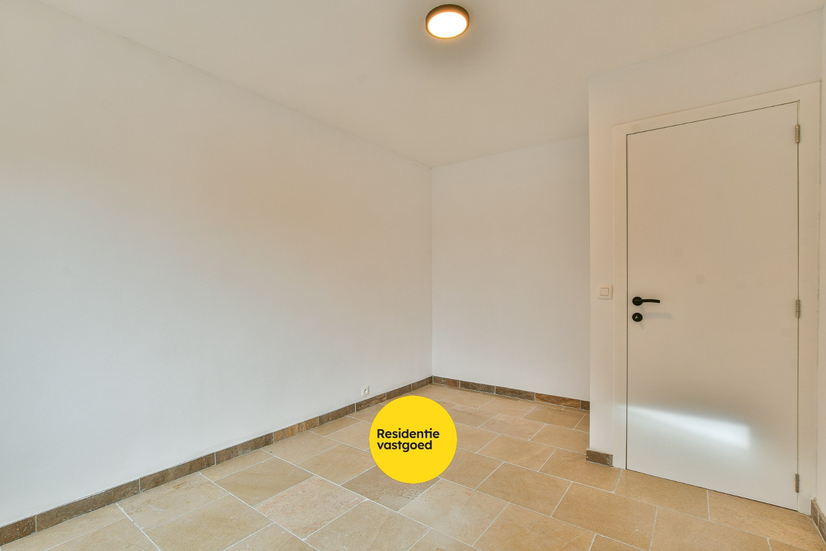 Te huur: gelijkvloers 2-slaapkamerappartement in centrum De Haan! 