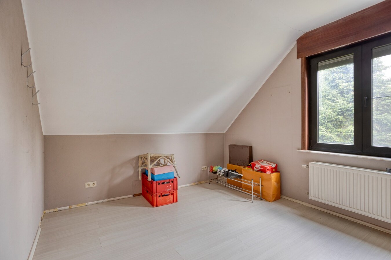 Stijlvolle villa met tuin en dubbele garage te Tienen 