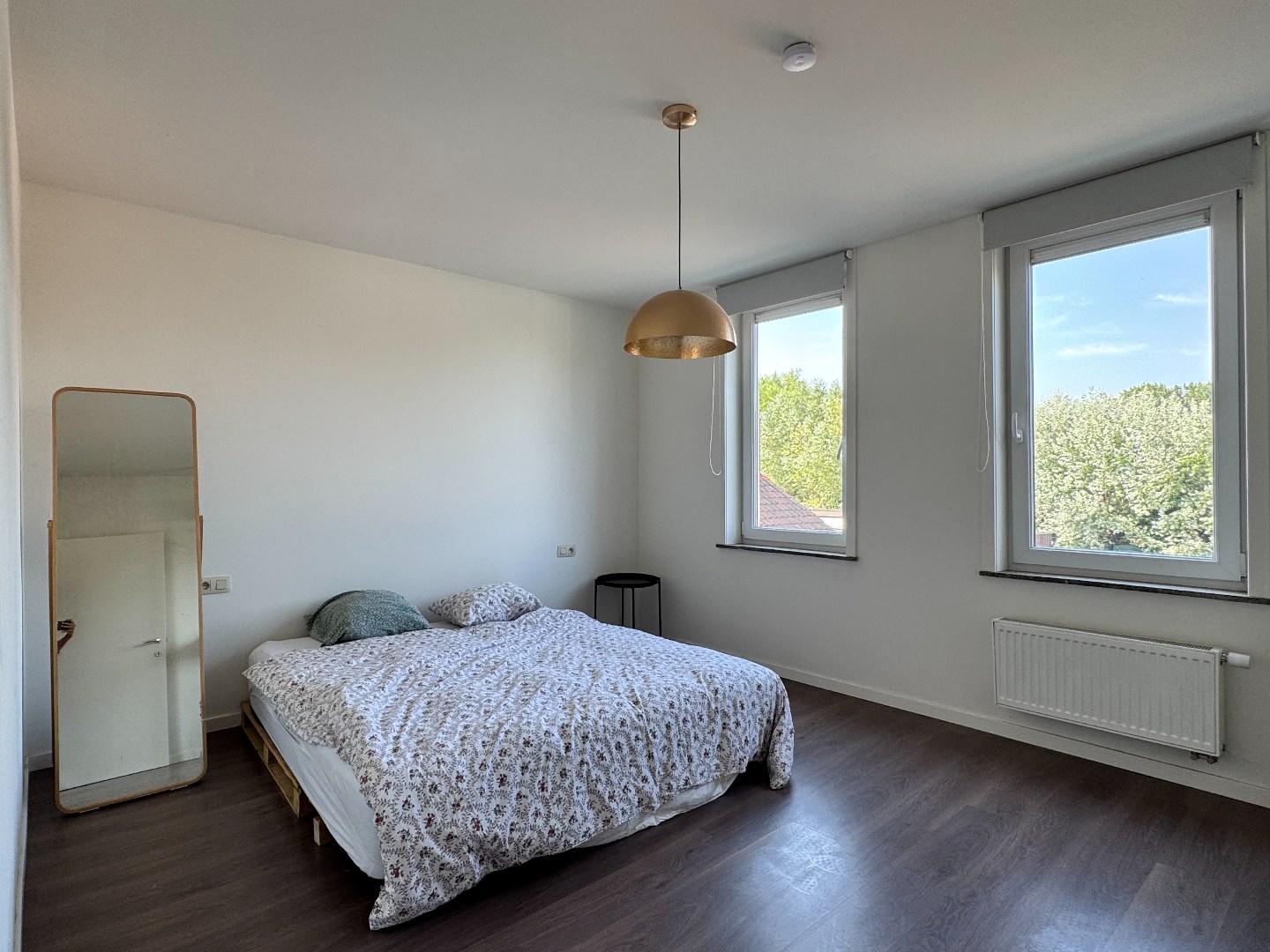 Bemeubeld woning met tuin en 2 slaapkamers 