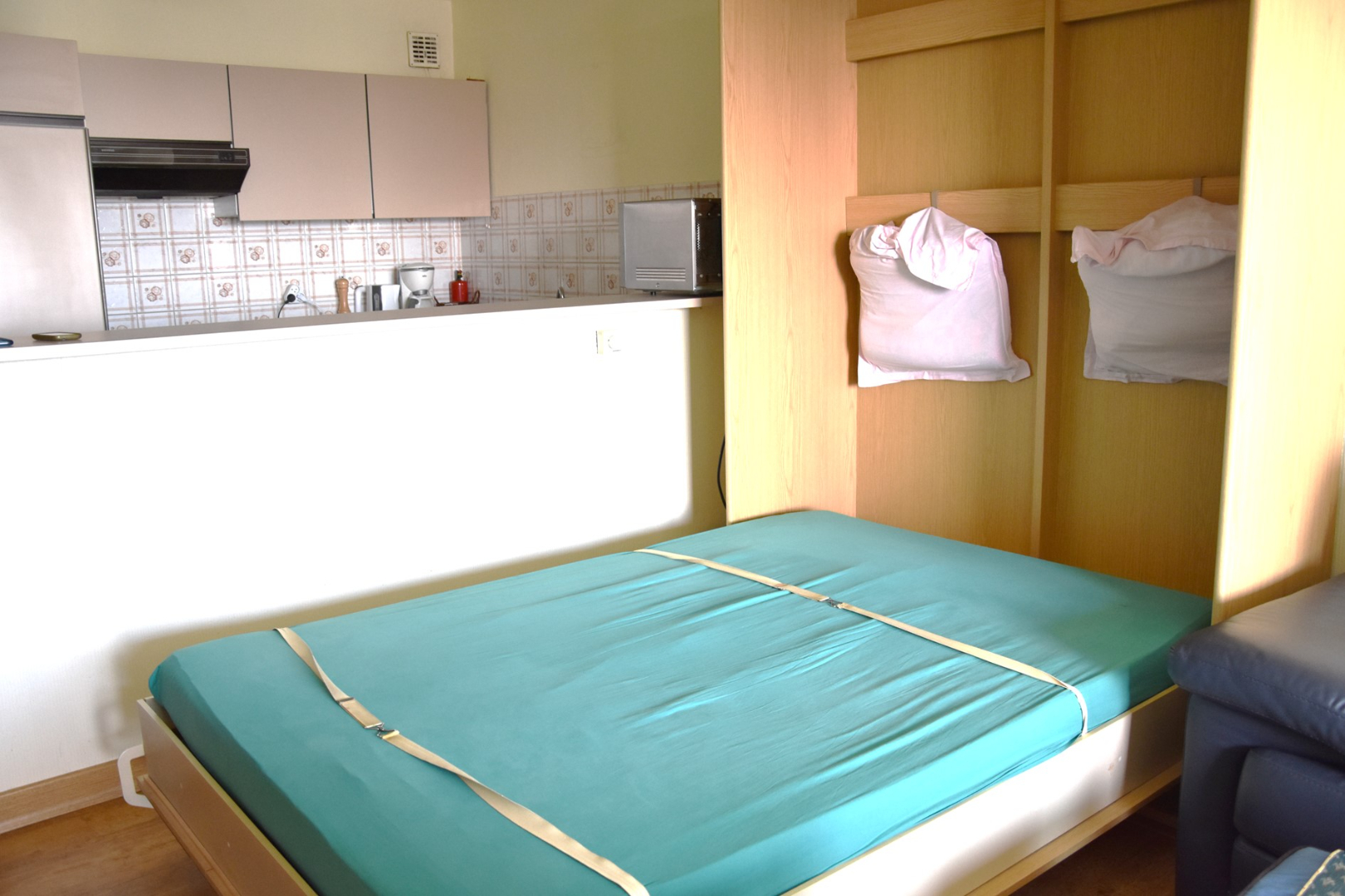 ruime studio met zicht op hinterland 