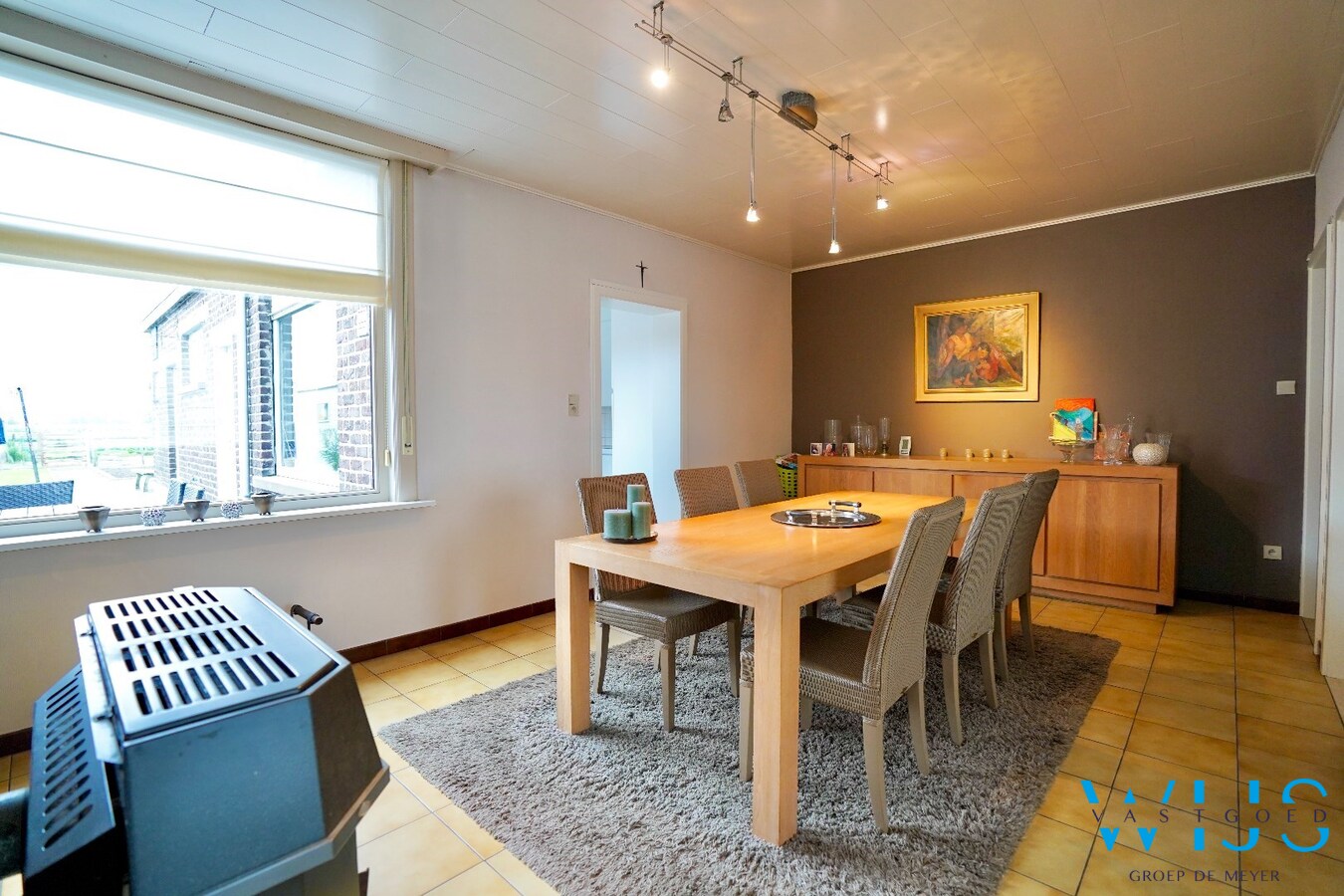 Stevig woonhuis aan de rand van het centrum van Sleidinge 