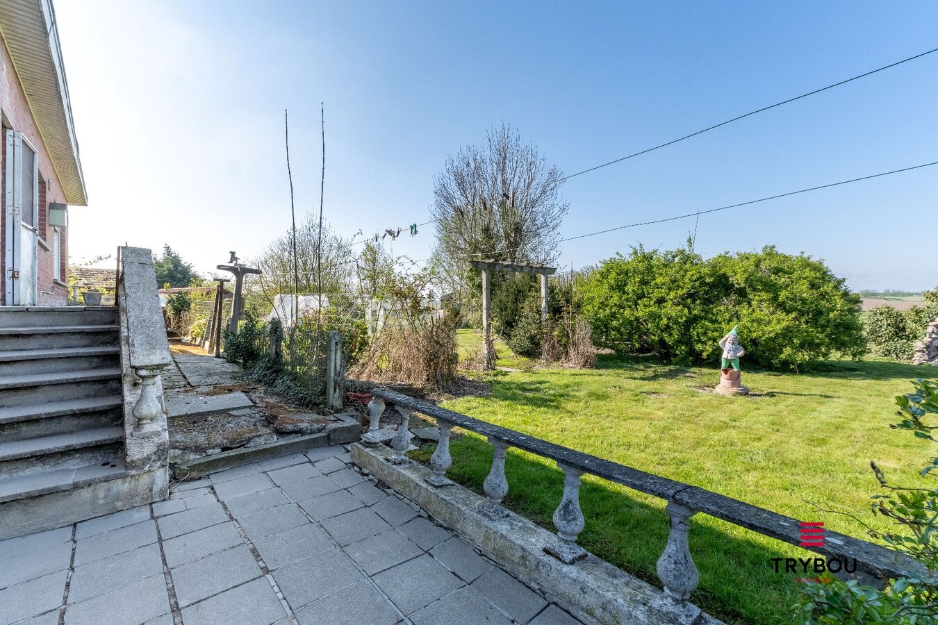 Charmante woning met grote tuin en tal van mogelijkheden 