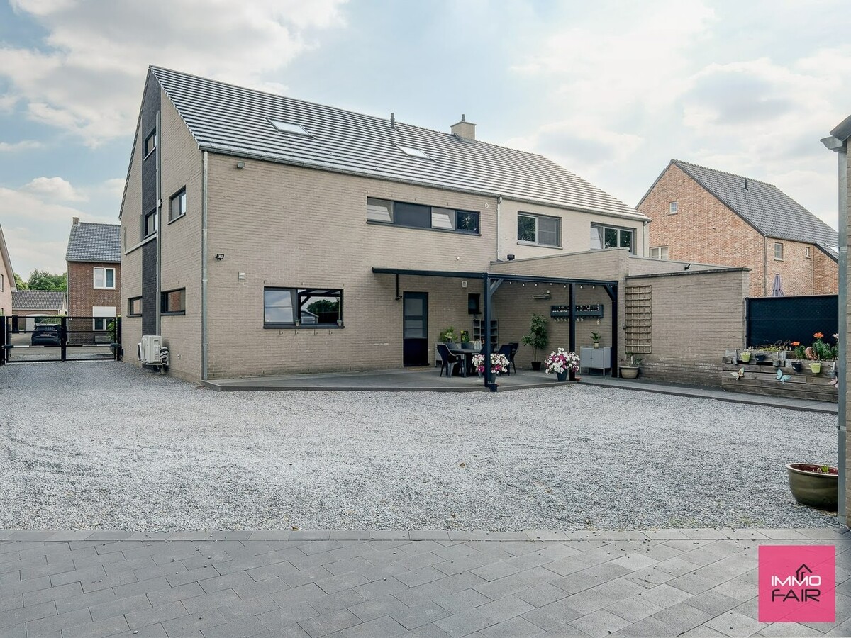 Luxueuze, energiezuinige woning op perceel van 1040 m² 