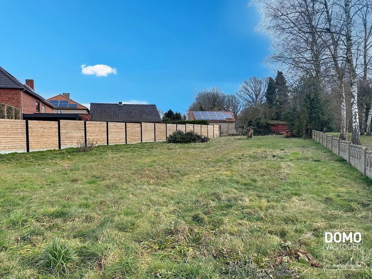 Ruim perceel voor open bebouwing in Lummen. 
