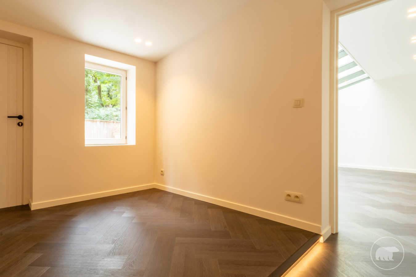 Gerenoveerd appartement aan het Groenevalleipark met ruim terras 