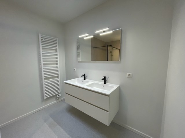 Prachtige nieuwbouw, moderne en energievriendelijke villa met 3 slaapkamers en tuin te Tessenderlo! 