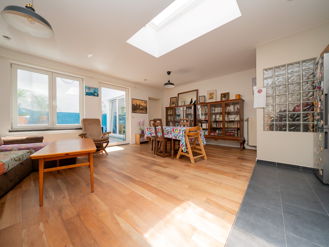 Recent 2-kamer gelijkvloersappartement met 2 terrassen 