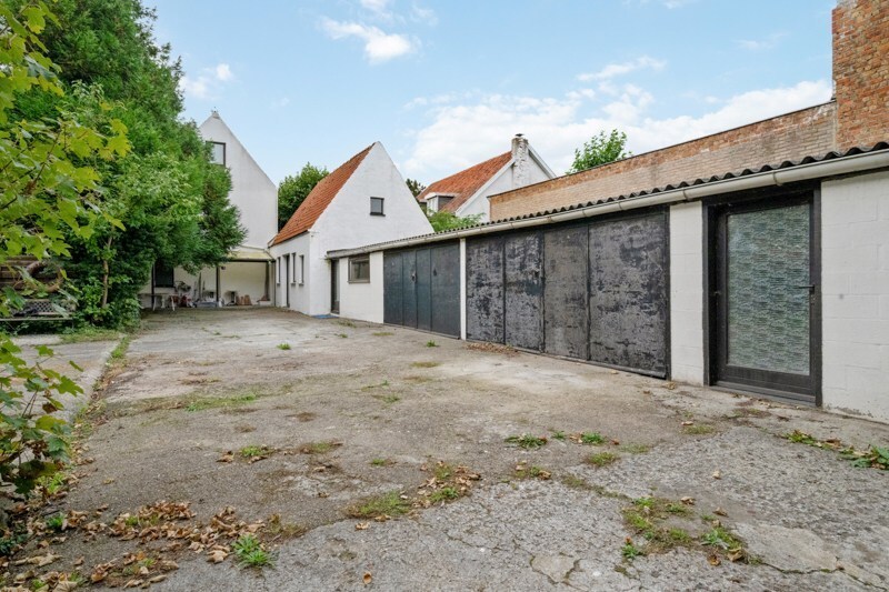 CENTRAAL GELEGEN KNUSSE VILLA 