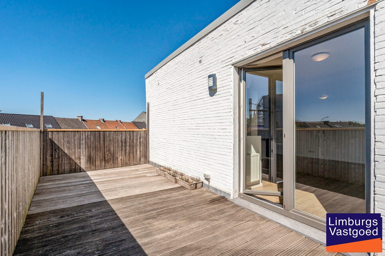 Ruim appartement (125m²) met 2 slpk en terras aan de kleine ring 
