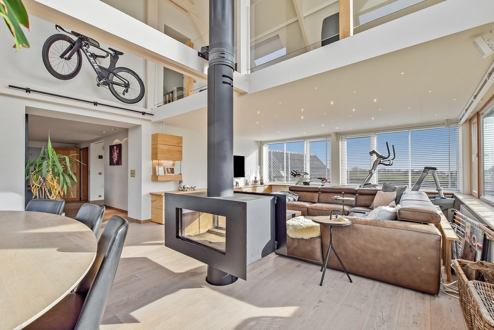 Restaurant met privéwoning en 2 B&amp;B-kamers op 4.370 m² 