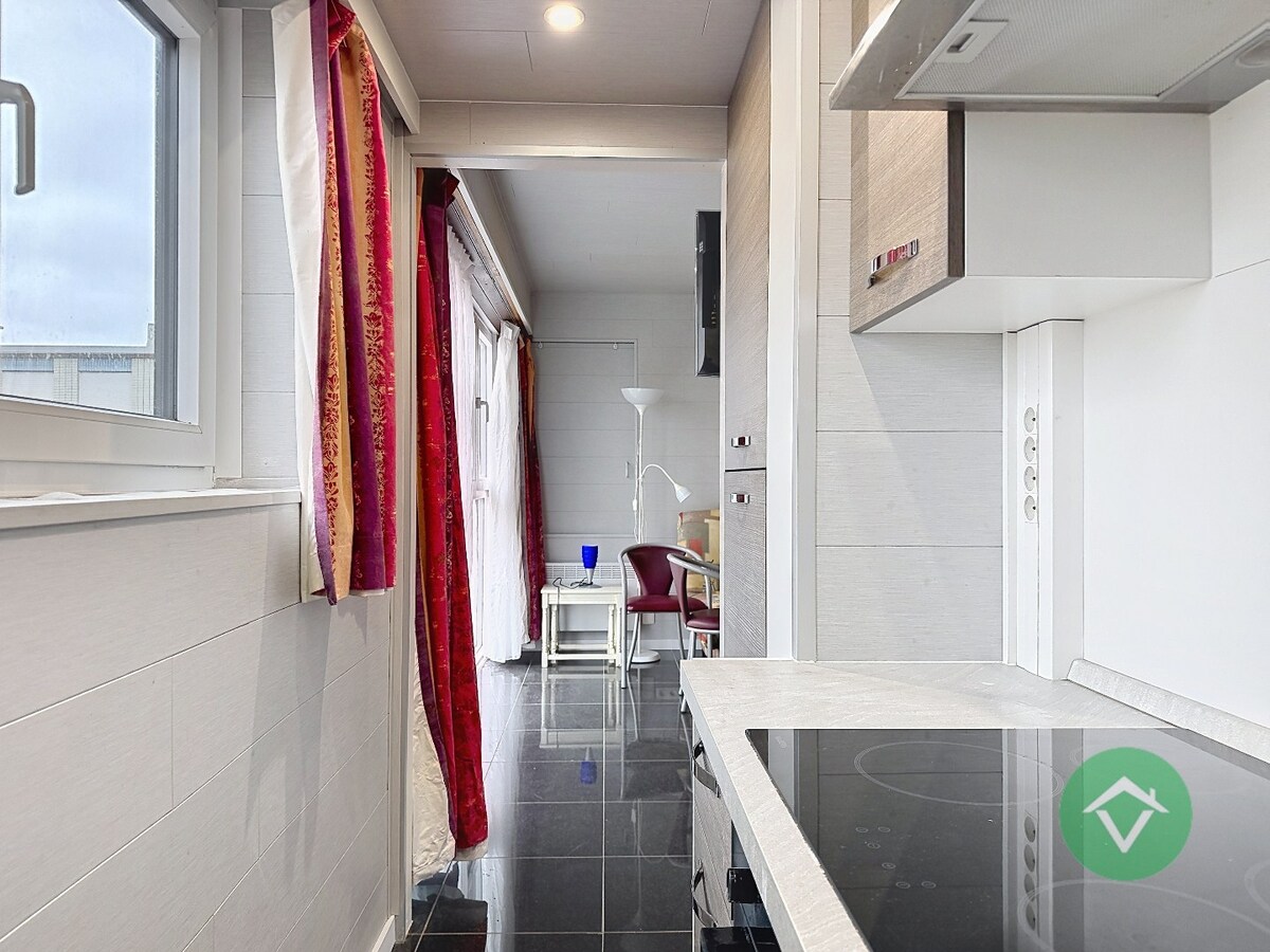 Bemeubelde studio met zicht op het Normandpark te Middelkerke 