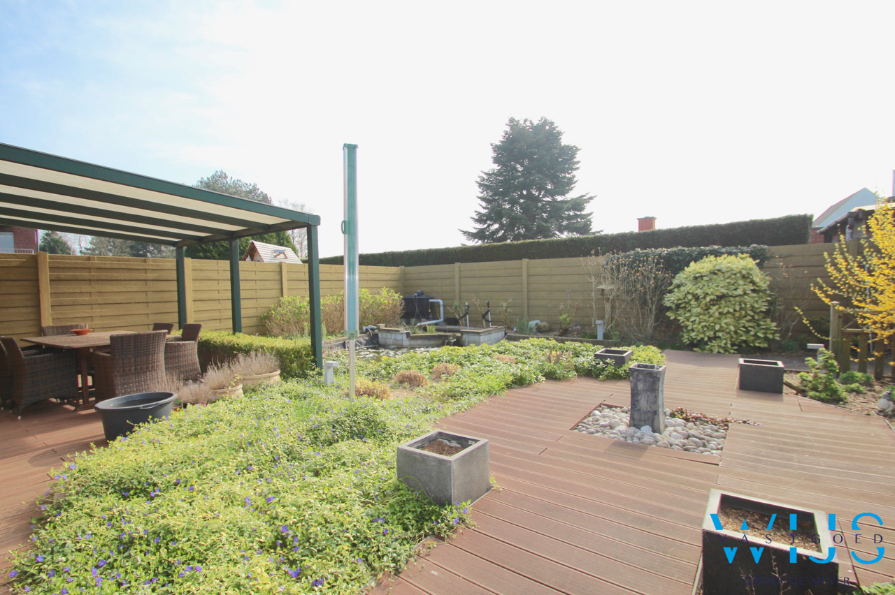 Gezellig woonhuis met mooie veranda en groene tuin ! 