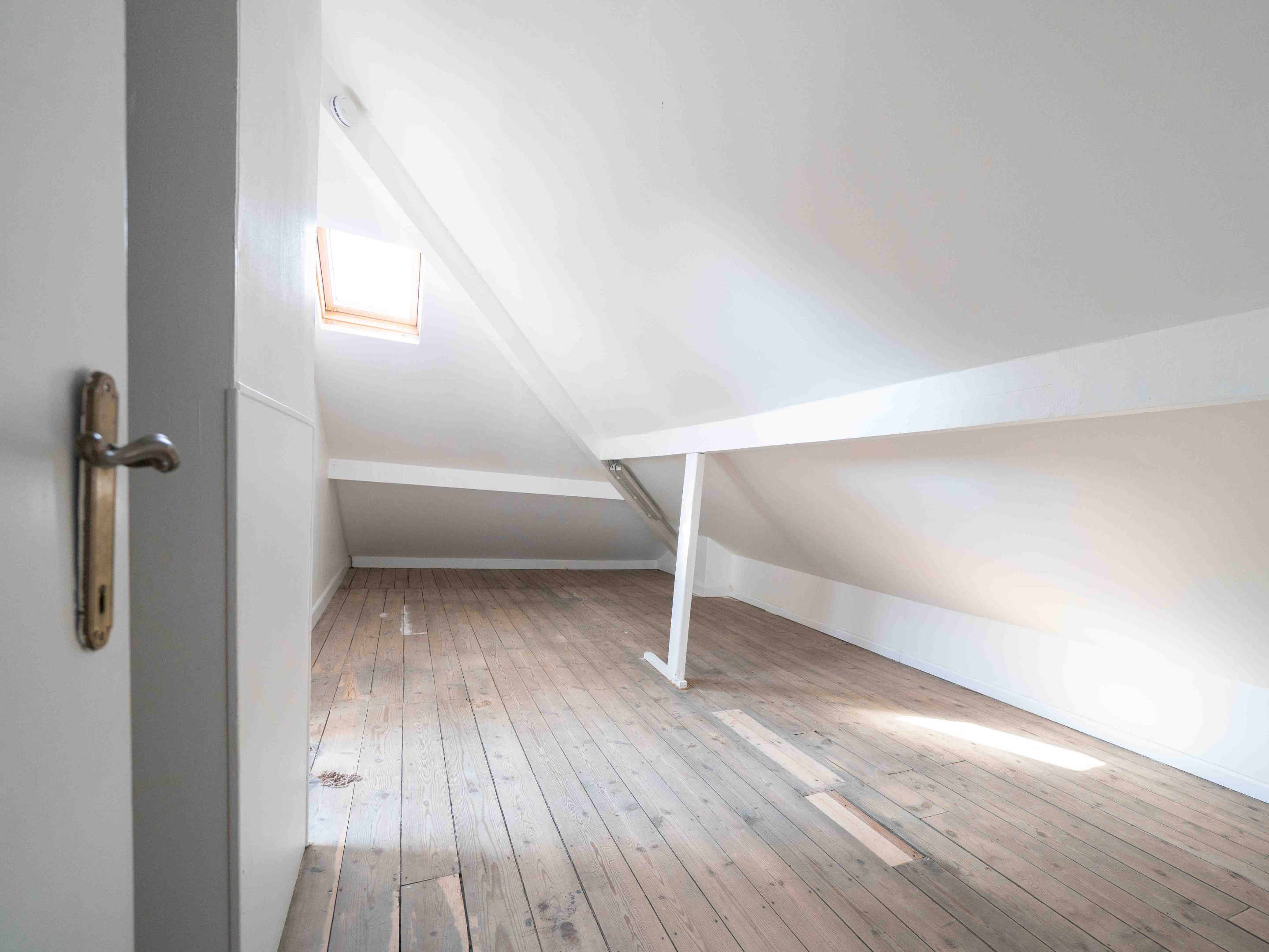 4-gevelwoning met prachtige tuin nabij alle faciliteiten 