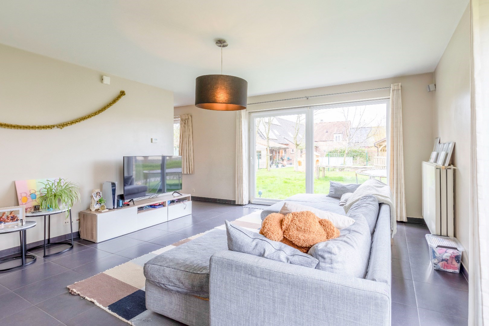 Ruime hob in Merelbeke met 4 slaapkamers en tuin 