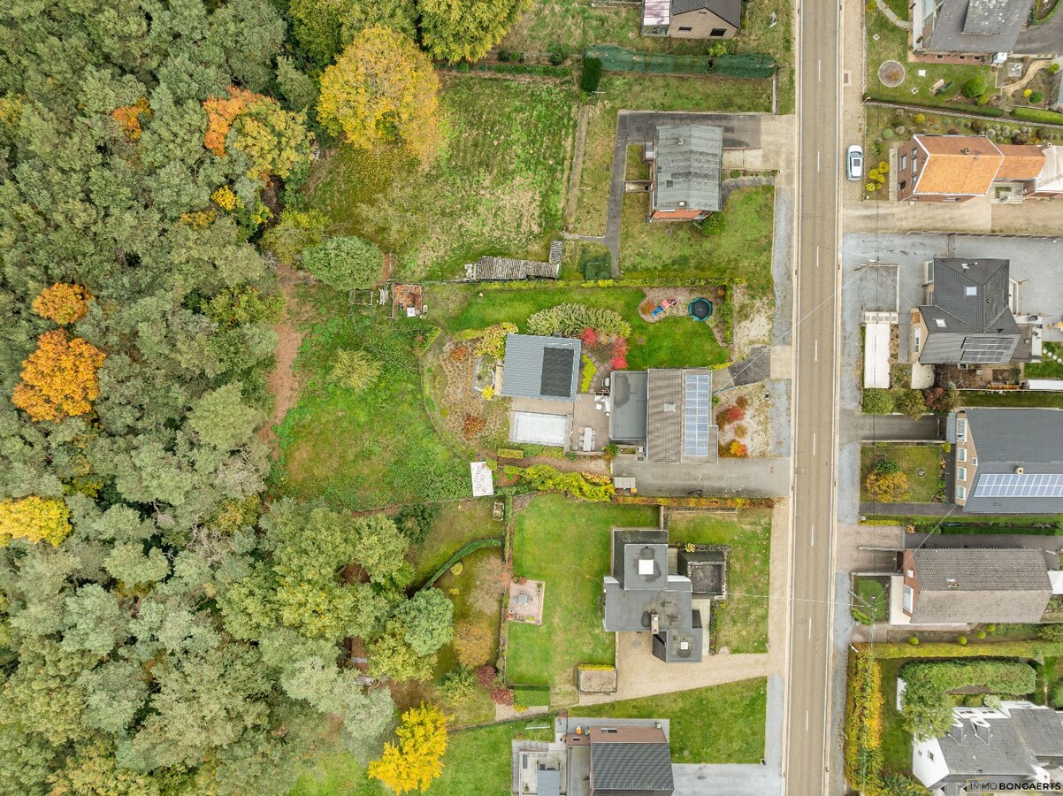 Ruime woning met 4 slaapkamers 