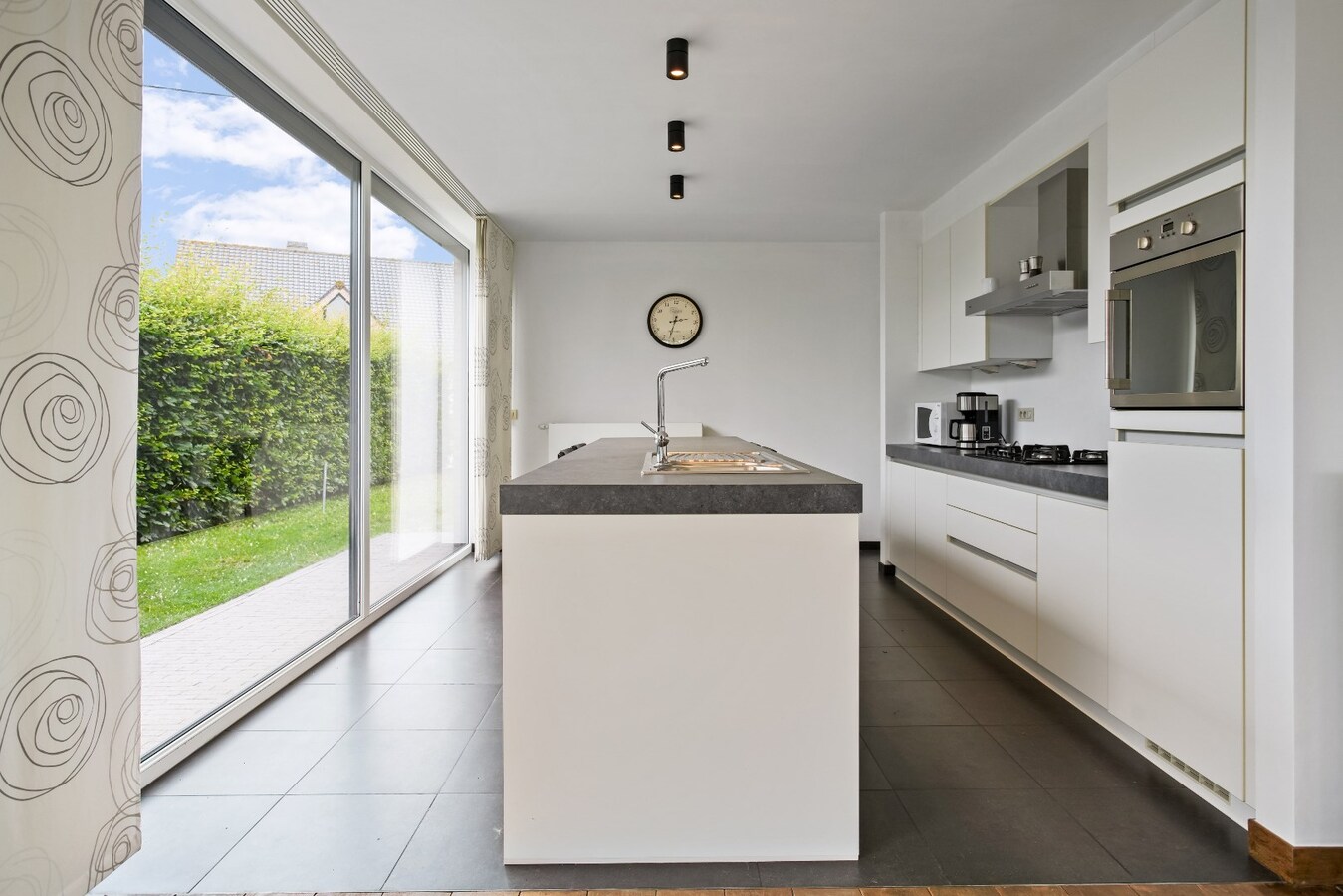 Residentieel gelegen, vrijstaande woning op perceel van 600m² 