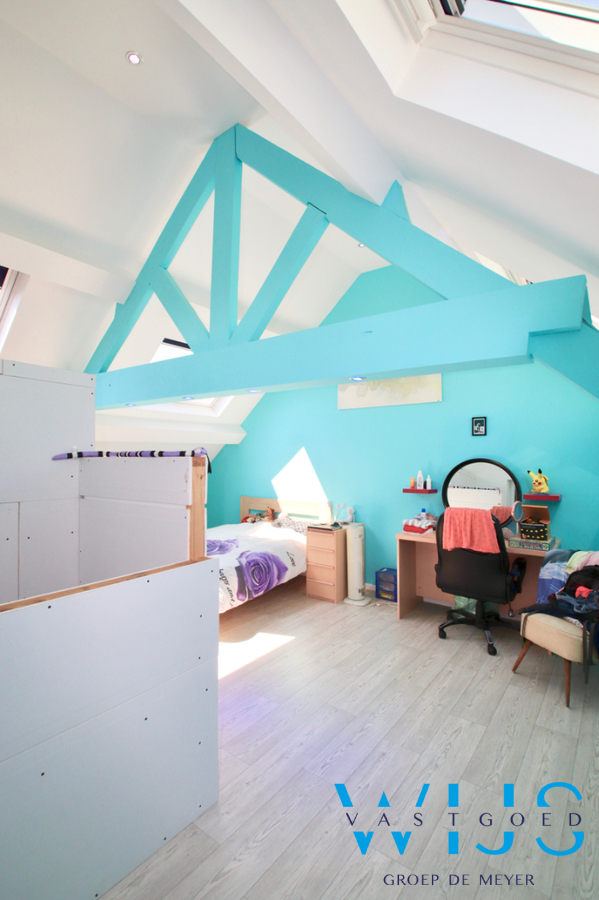 Tof woonhuis op een leuk perceel te MERELBEKE ! 