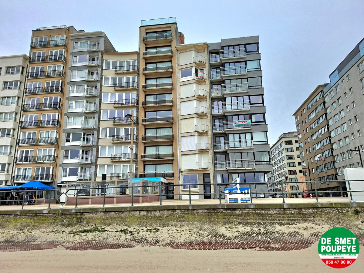 Prachtig gerenoveerd appartement op de zeedijk 