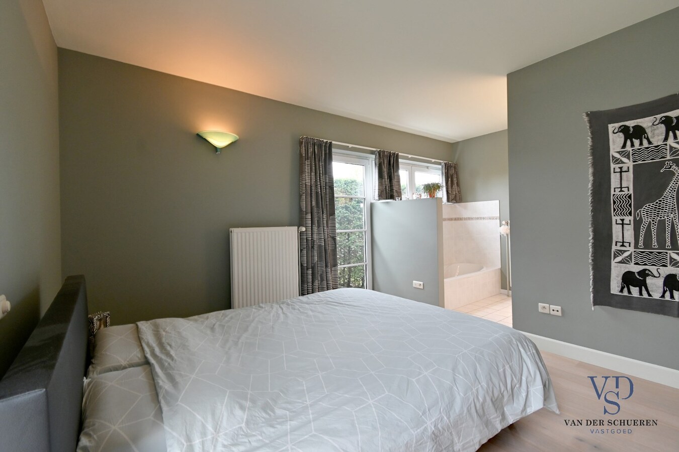 Tijdloze bungalow in rustige, residentiële verkaveling 