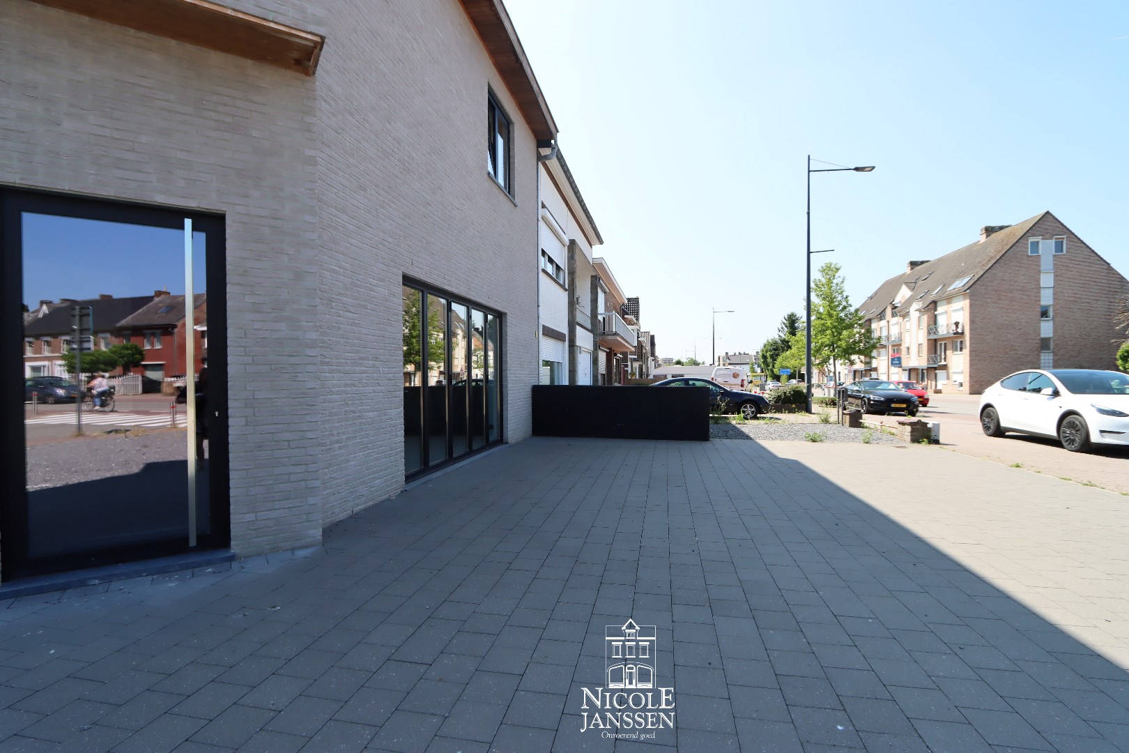 Voldoende parkeermogelijkheden op eigen terrein 