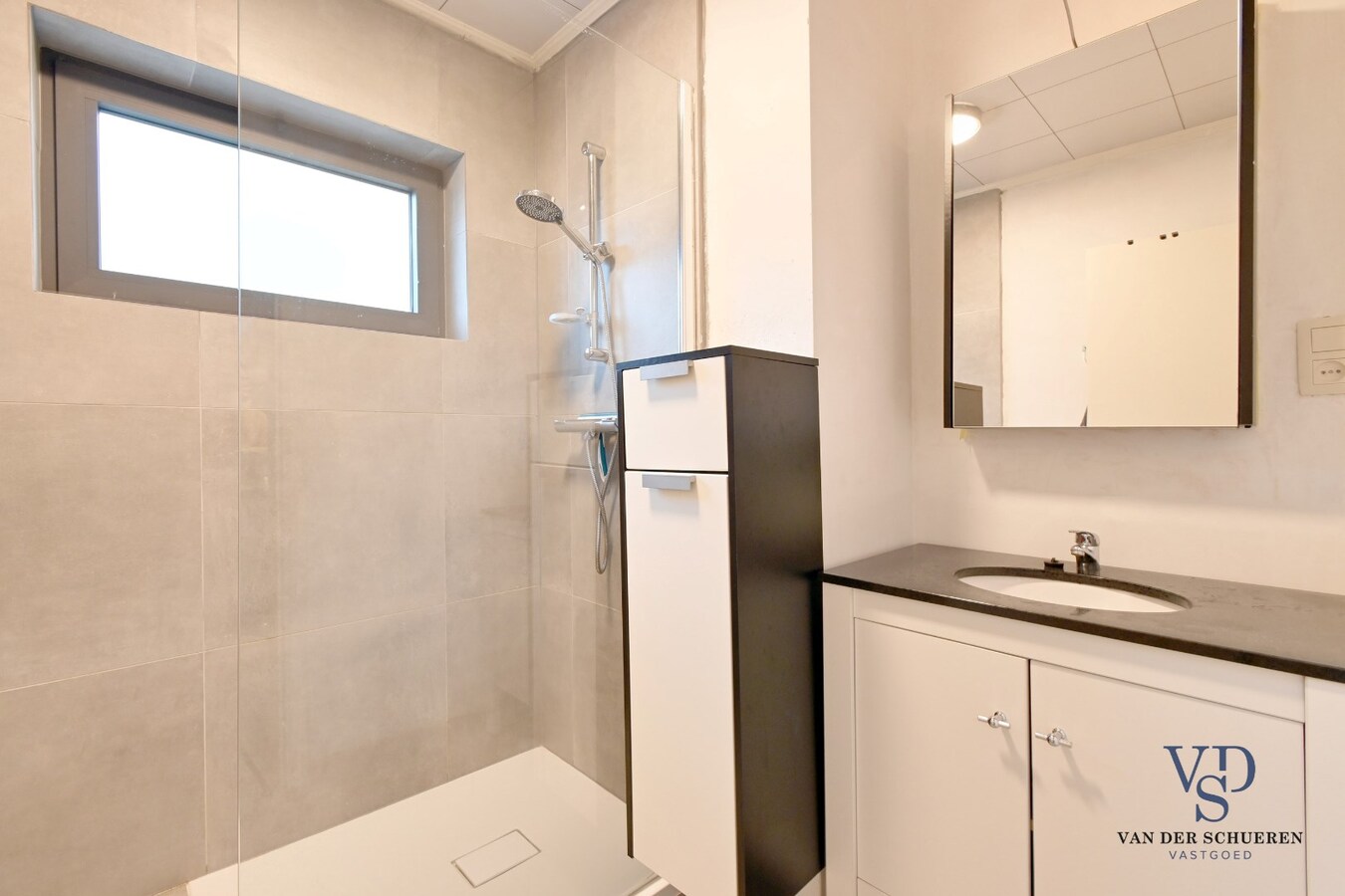 Degelijke Half Open Bebouwing 