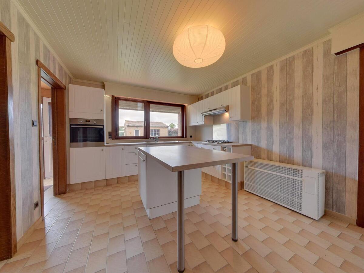 Villa in fermettestijl te Kortemark 