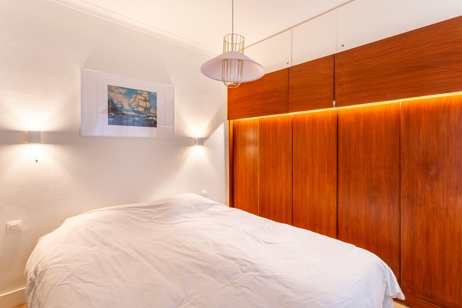 Volledig gerenoveerd appartement op de Zeedijk 