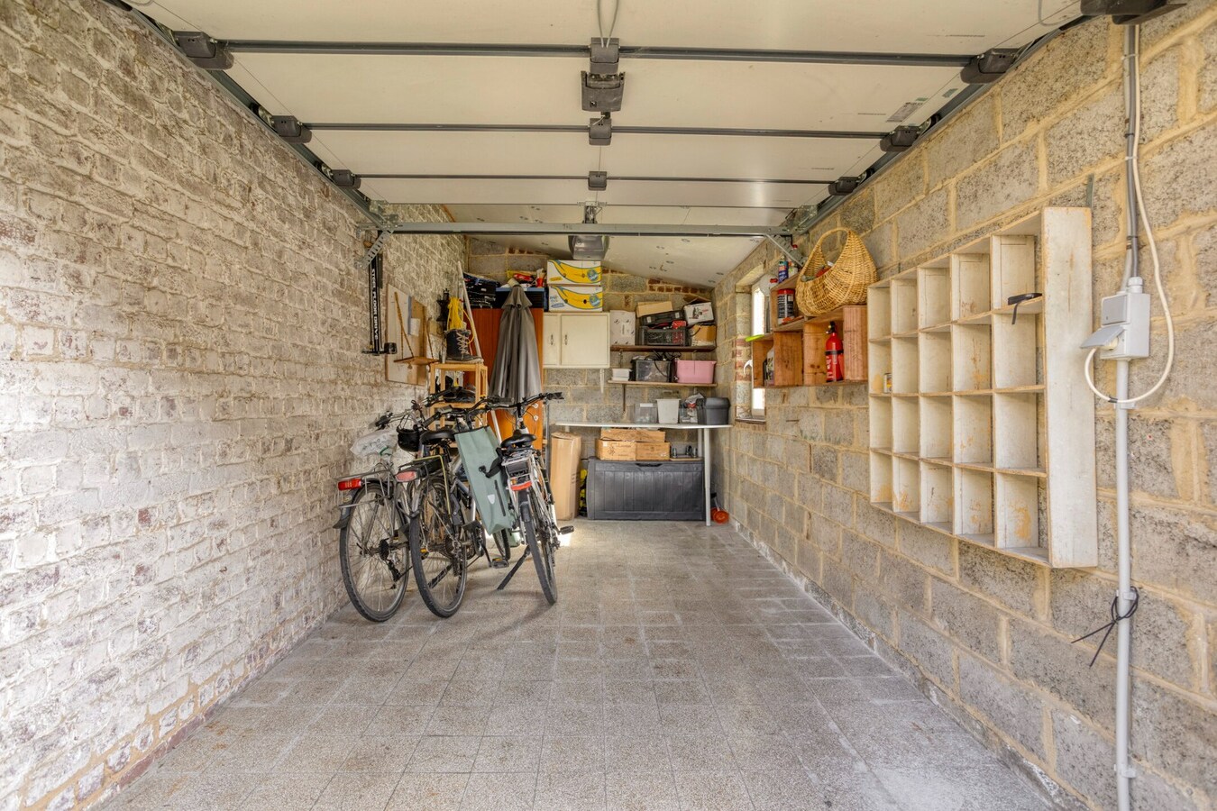 Prachtig HOB met 4 slaapkamers, garage en zonnige tuin 