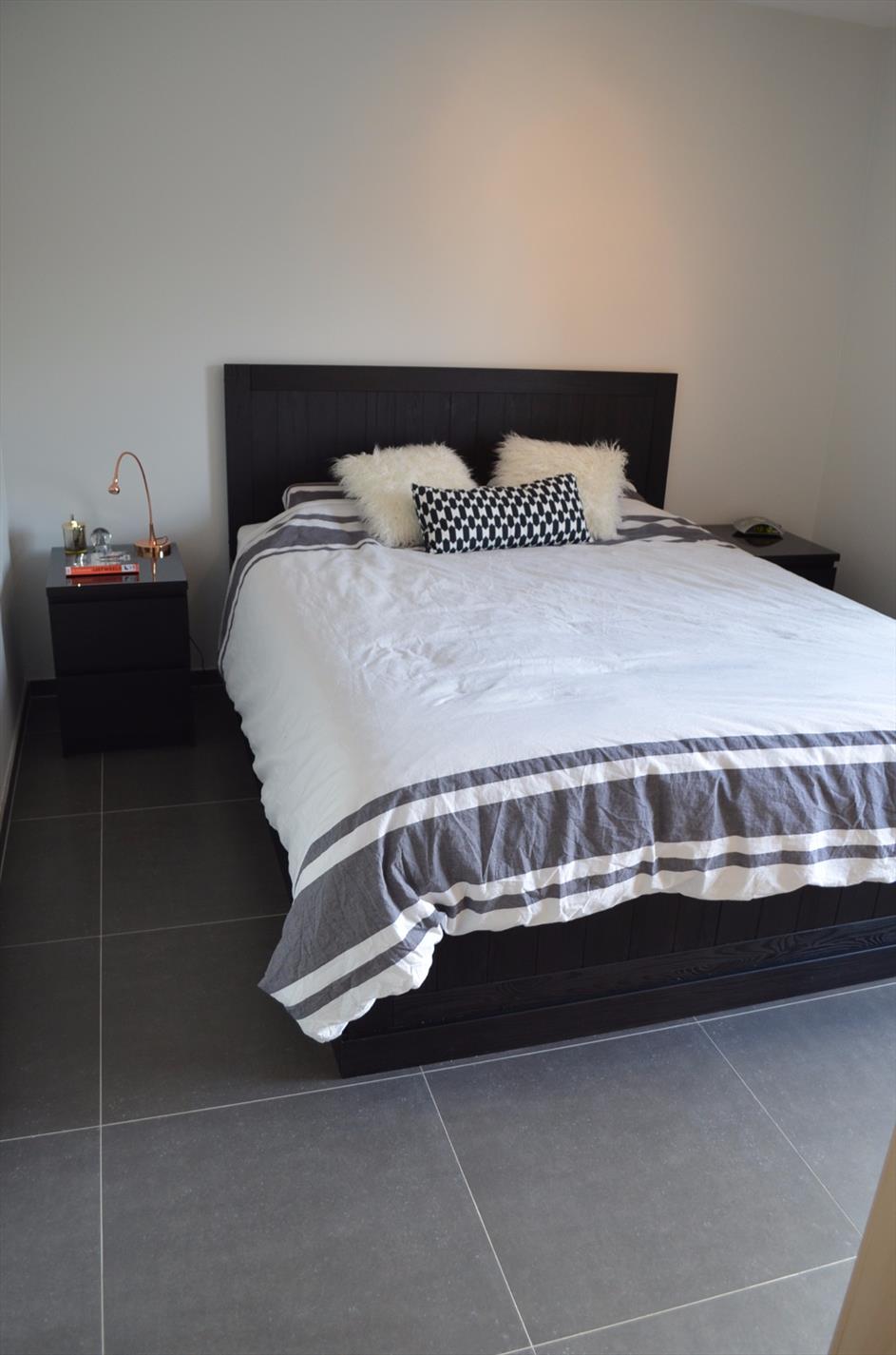 Appartement met 2 slpks, zonnig terras en parkeerplaats te Maldegem 