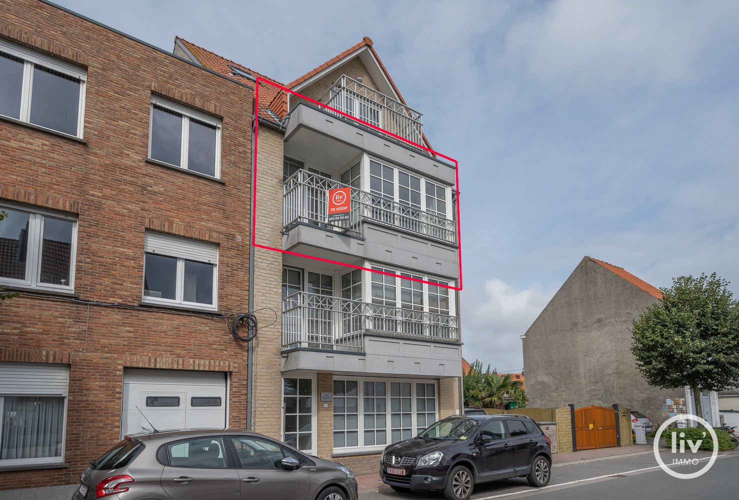 Ongemeubeld - Recent en goed onderhouden appartement, met terrasje, op wandelafstand van de Zeedijk te Heist. 