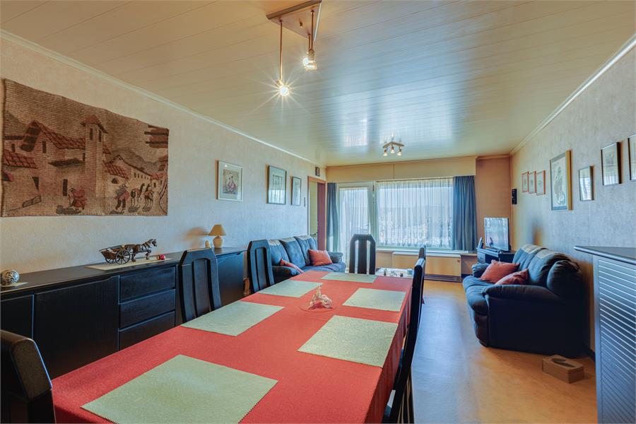 Buitenkans: goed gelegen, op te frissen appartement te centrum Gent 