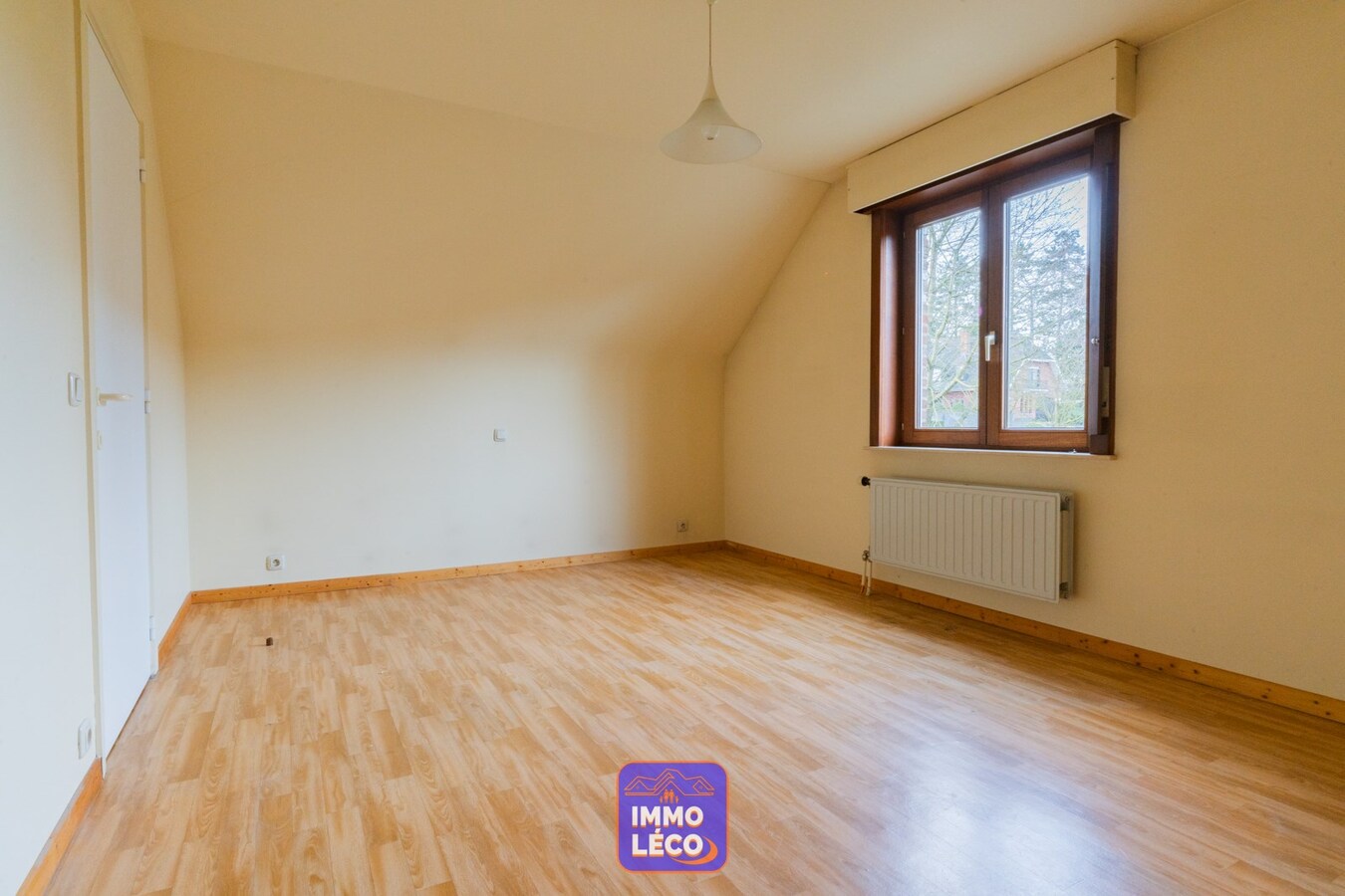 Villa avec garage, parking et jardin, secteur prisé "La Coquinie" ! 