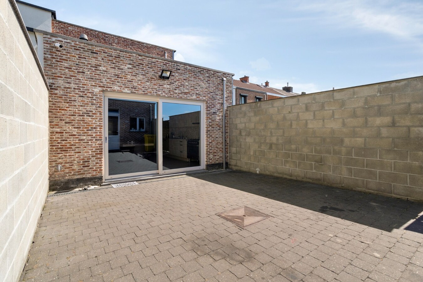 Gerenoveerde woning met 3 slaapkamers te Duffel 