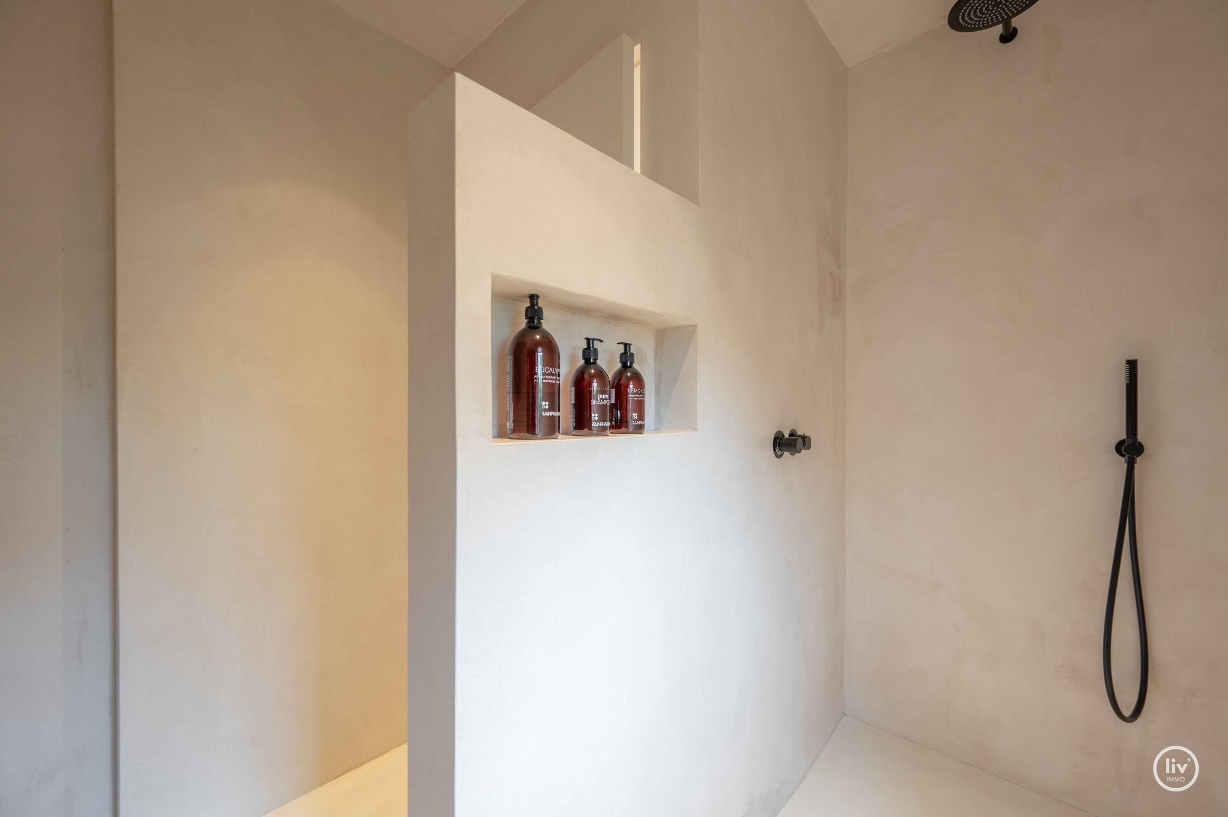 Exclusieve koppelvilla met verfijnde afwerking op toplocatie in het Zoute 