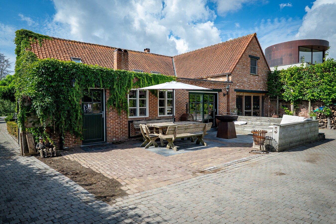 Quietly located house with a meadow of approximately 55 acres in Herk-de-Stad 