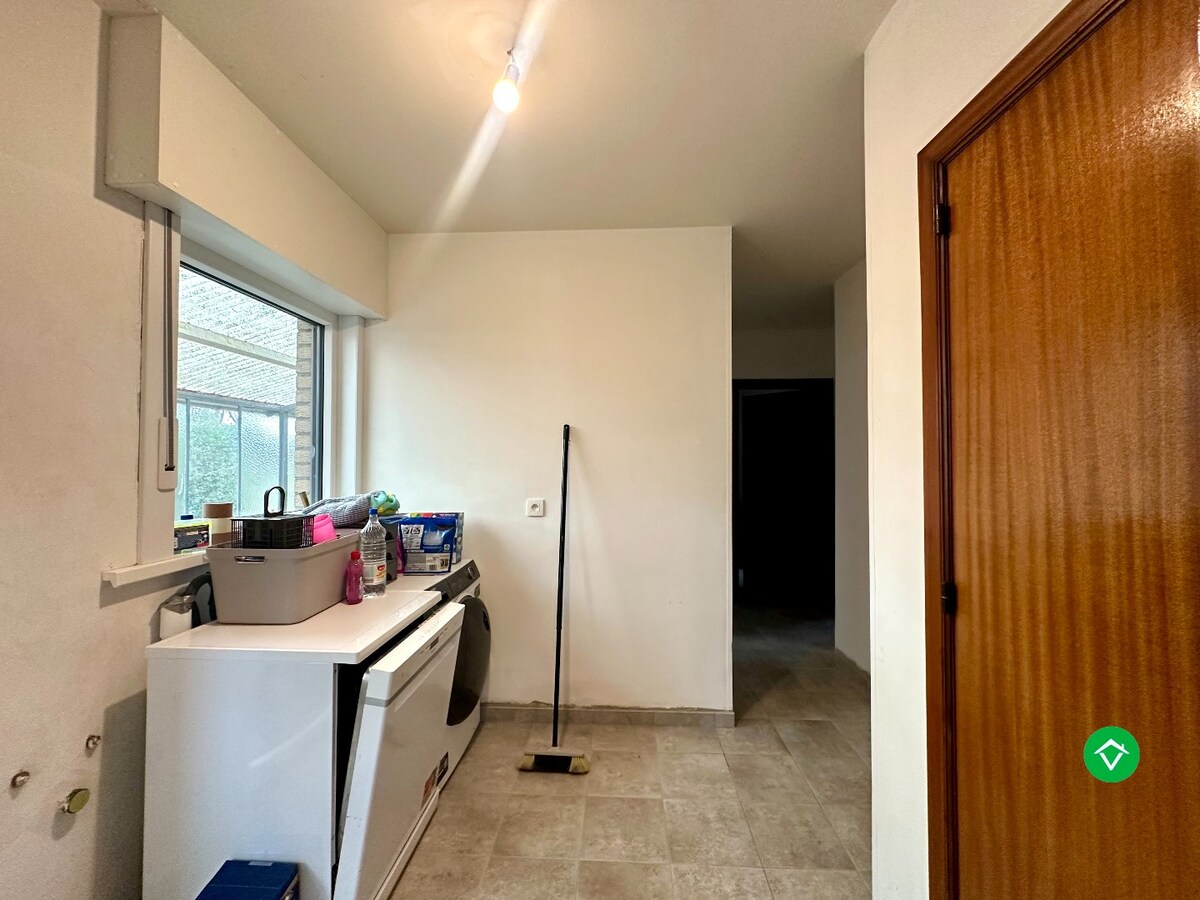 Alleenstaande woning met 2 slaapkamers en inpandige garage 