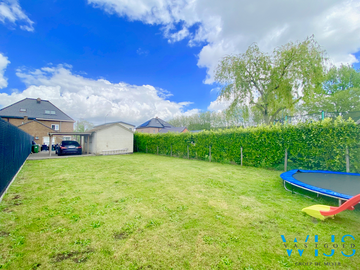 Instapklare gezinswoning met ZUIDgerichte tuin te Evergem! 