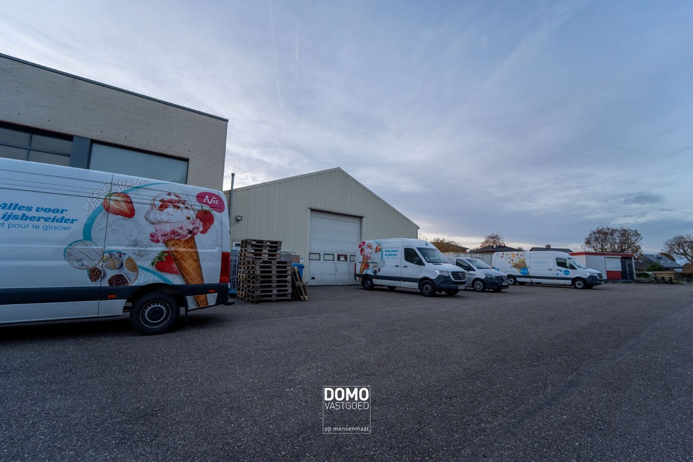 Industrieel vastgoed met sterke visibiliteit en tal van mogelijkheden 