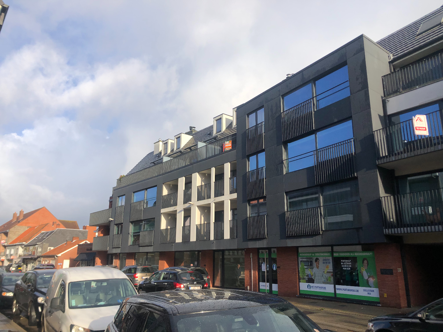 Ruim duplex appartement met 3 slpks en garage 