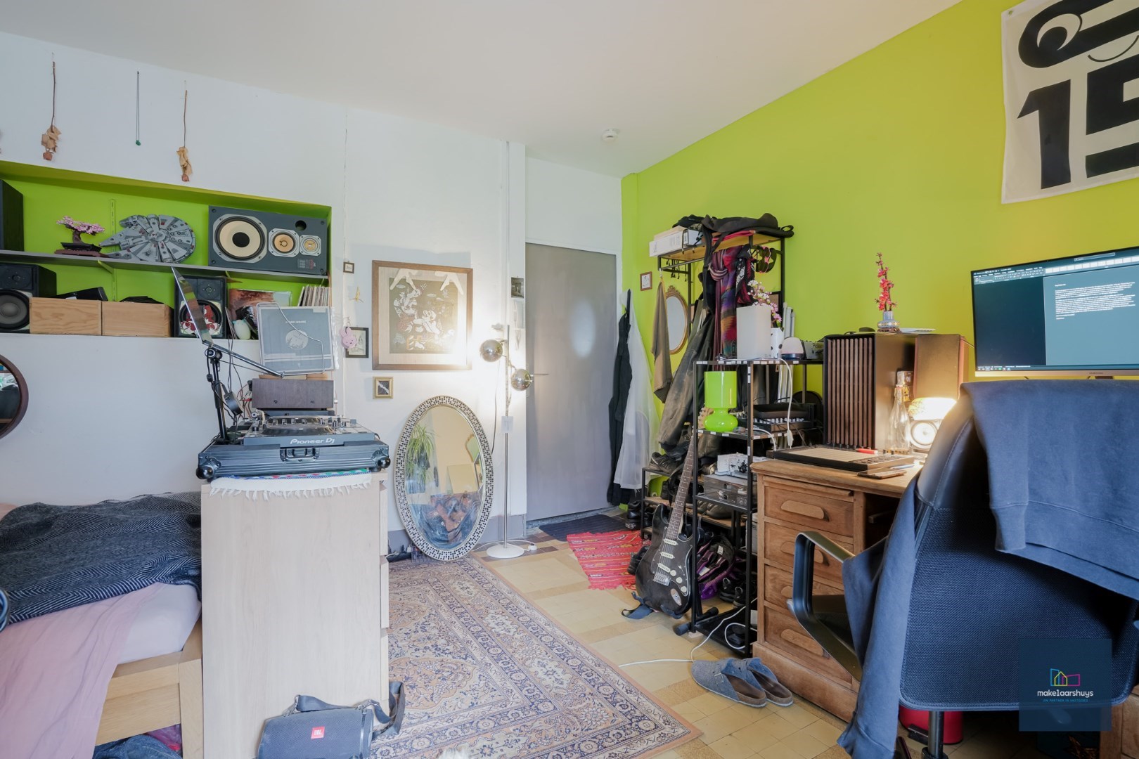 Gunstig gelegen opbrengsteigendom nabij de Coupure 