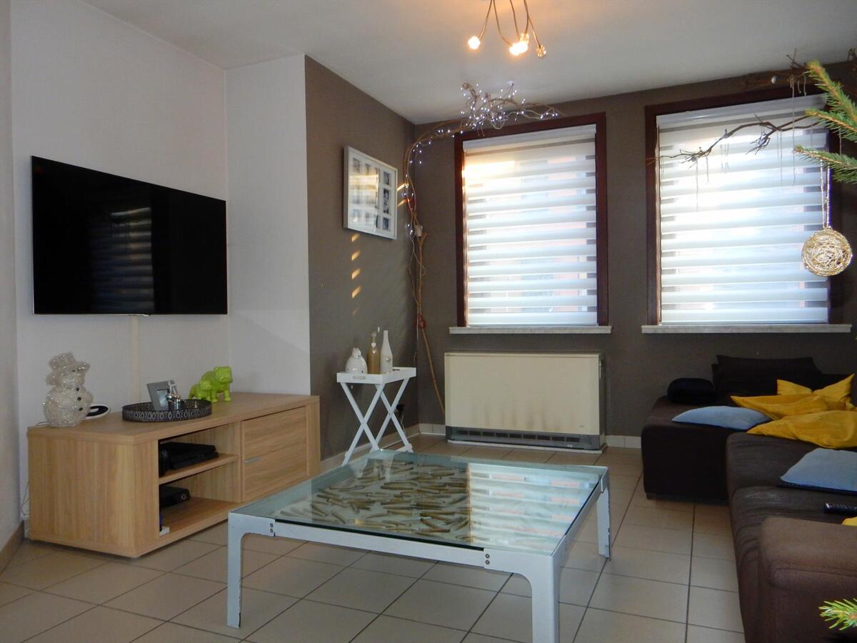 Instapklare woning met dubbele garage 