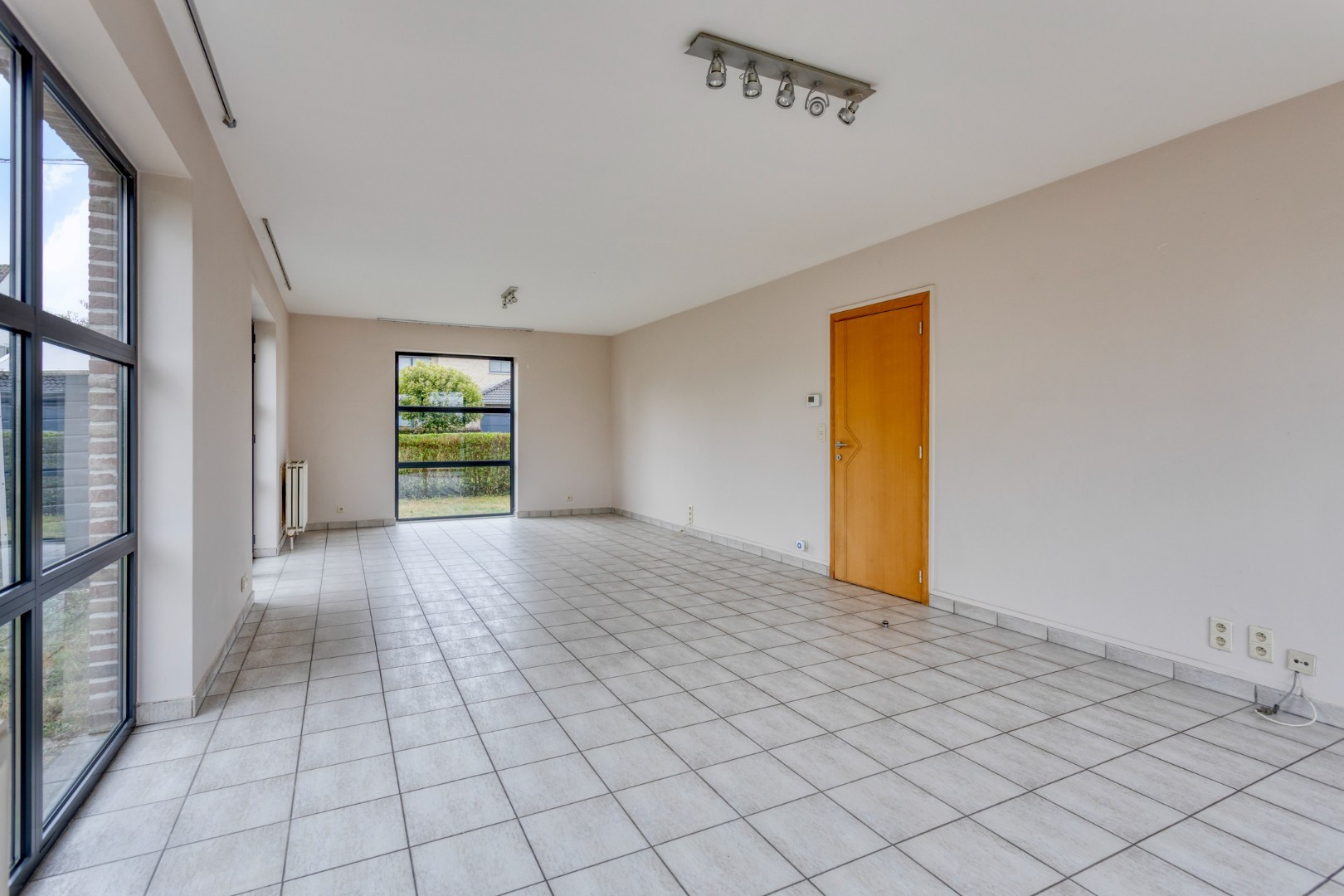 Open bebouwing met 3 slaapkamers, garage en tuin in Haasrode!  – EPC 241 kWh/m² – bewoonbare opp. 201m² 
