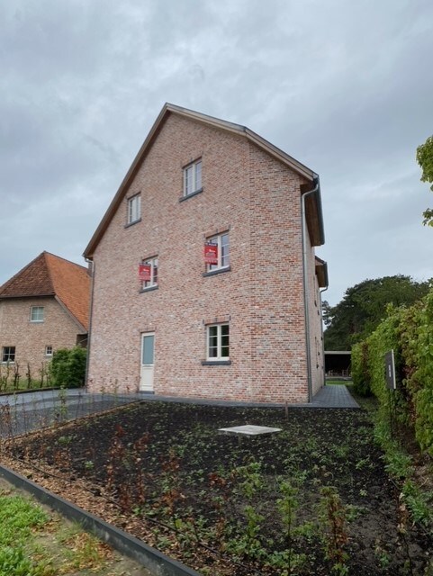 Verhuurd duplex - Mol