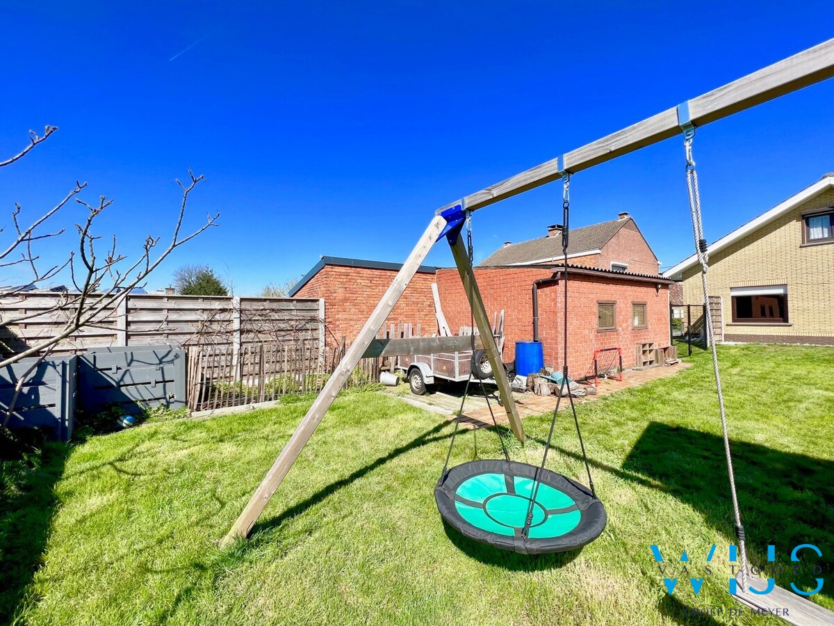 Enorm goed gelegen bungalow op een TOPperceel van 849 m² 