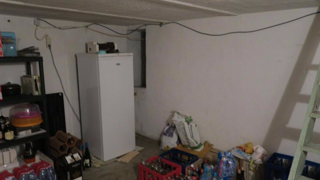 Uiterst ruime, halfopen woning met 4 slaapkamers 