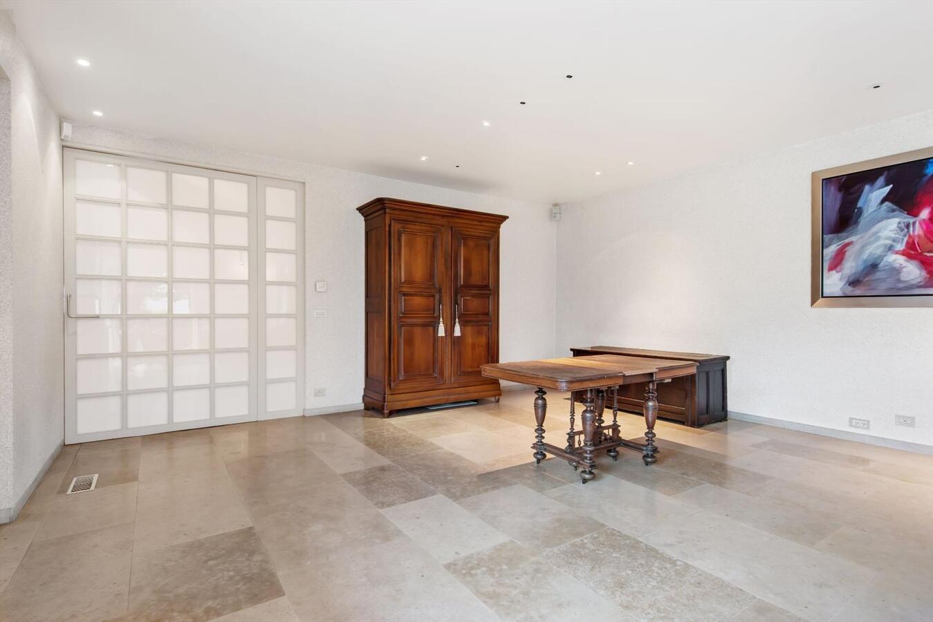 Luxueuze villa met loods (600m²) op terrein van 2100 m² 