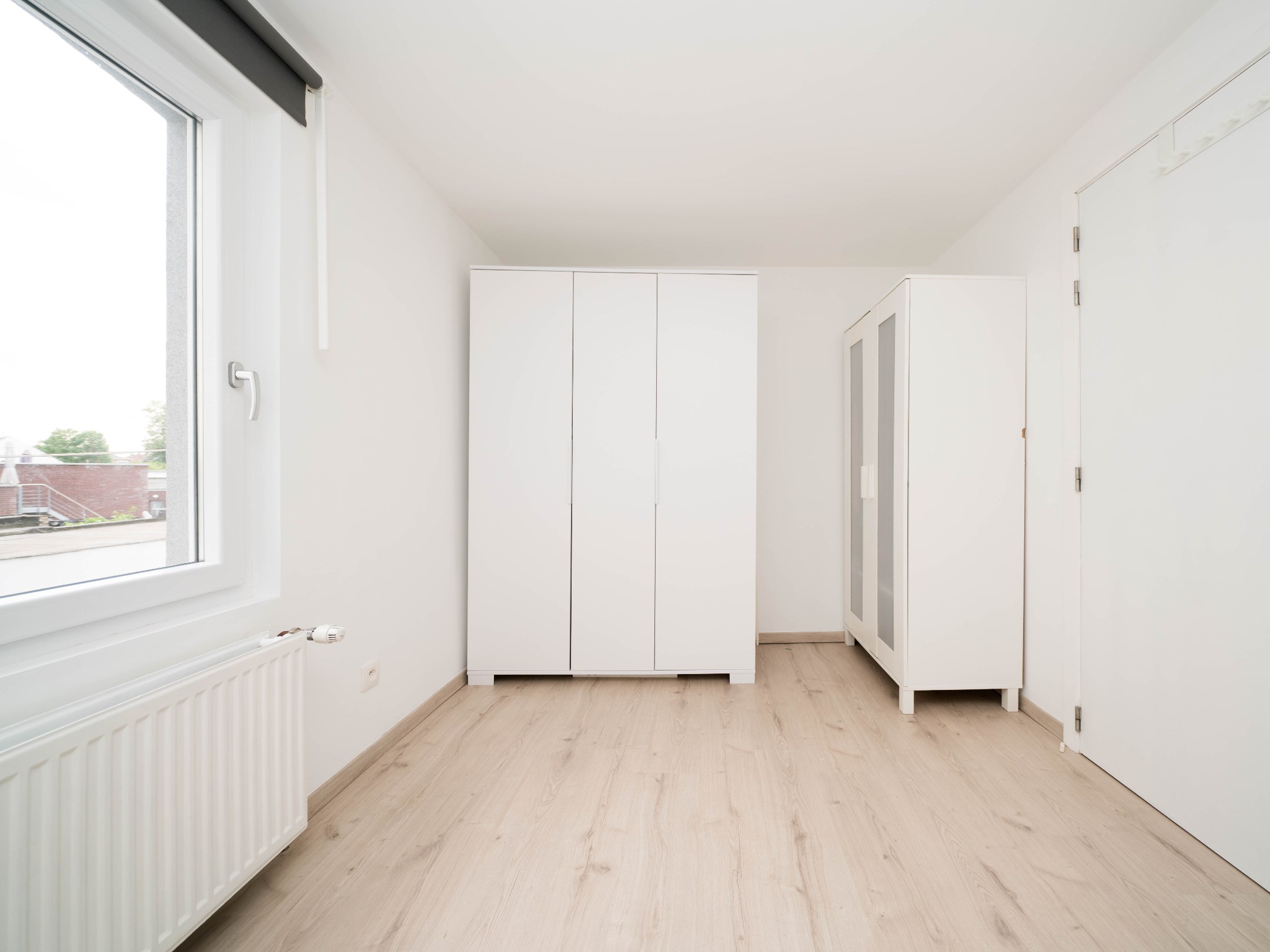 Volledige gerenoveerde 2-kamer woning met tuin 