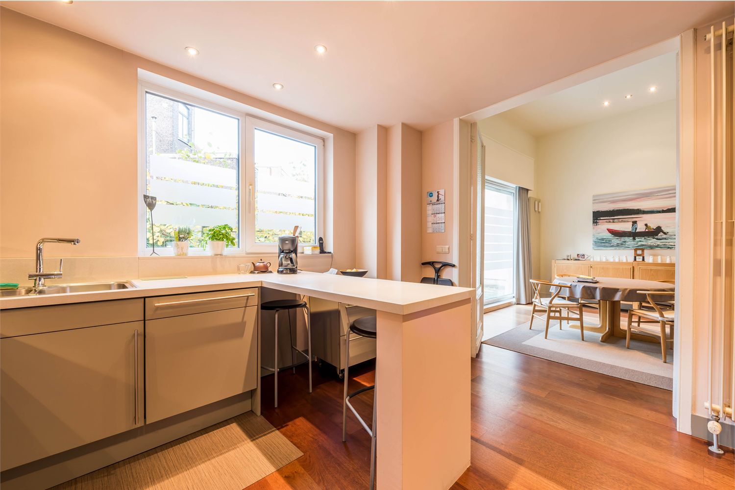 Bijzonder mooi en exclusief herenhuis in prachtige authentieke stijl! 