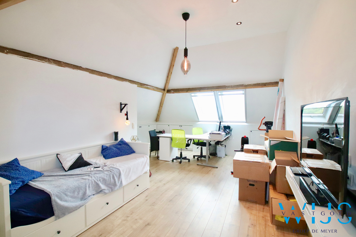 Instapklare gezinswoning met ZUIDgerichte tuin te Evergem! 