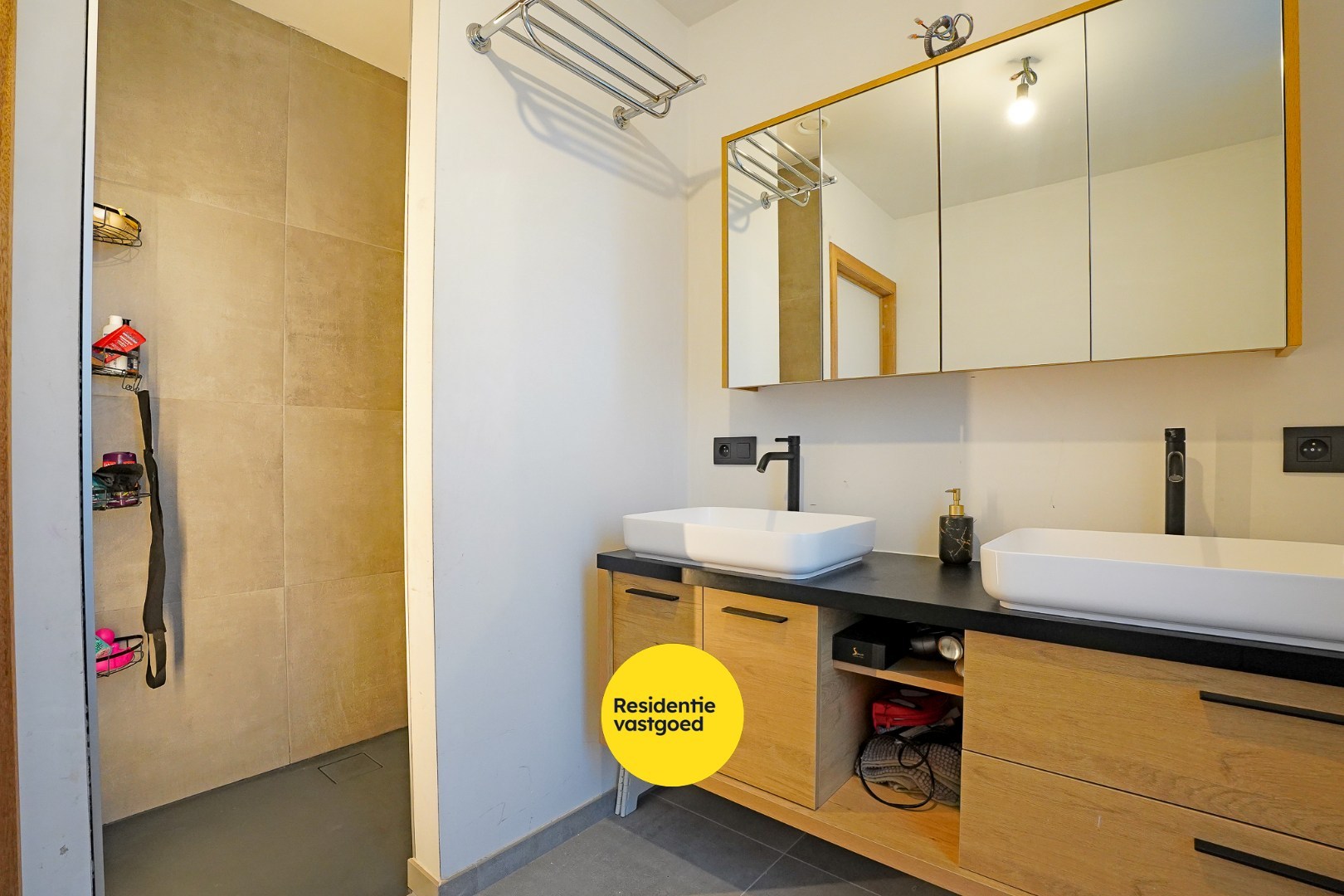 Recente, energiezuinige woning op 541 m² in doodlopende straat te Klerken! 